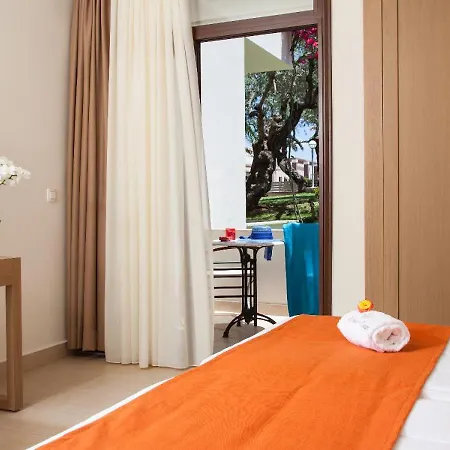 Althea Village - Family Semesteranläggning (resort)